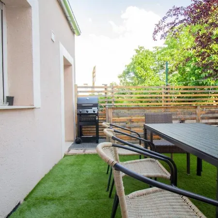 La Casa Del Maestro *