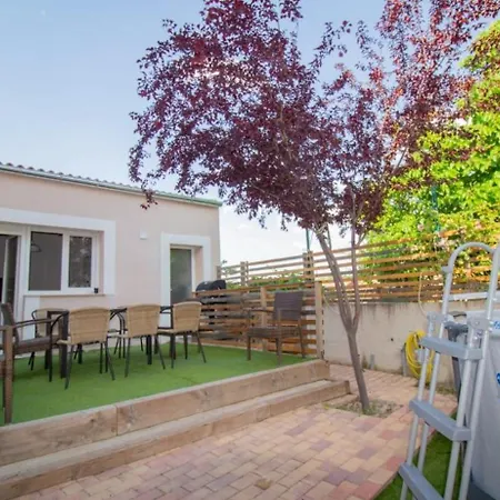 La Casa Del Maestro Cerezo de Abajo