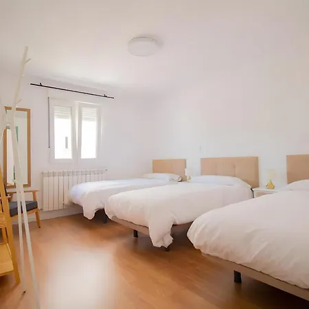 La Casa Del Maestro Cerezo de Abajo